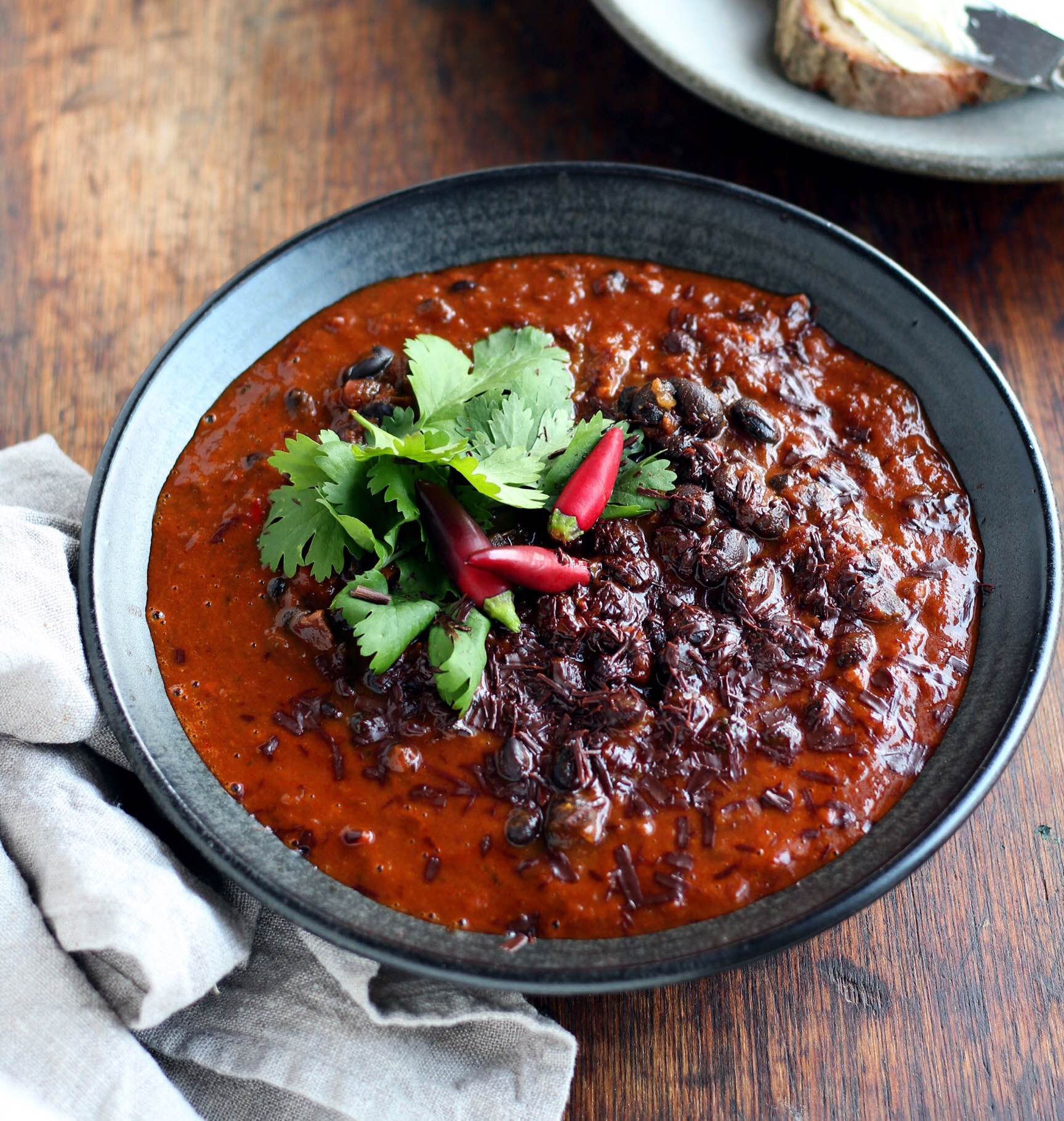 Black Bean Mole Chilli Beans With Chocolate Quirky Cooking